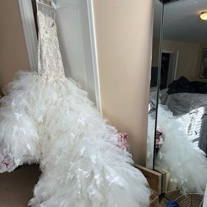 Wedding dress